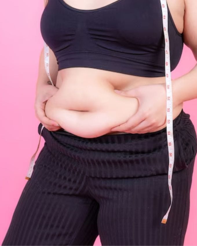 <strong>પેટની ચરબી ઘટાડવામાં ફાયદાકારક : </strong>આ ઉપરાંત, તે પેટની ચરબી ઘટાડવા માટે પણ અસરકારક માનવામાં આવે છે. આ આસન પેટના સ્નાયુઓને અસર કરે છે, જે પેટની ચરબી ઘટાડવામાં મદદ કરે છે.