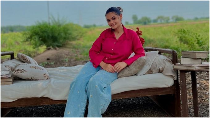 તાજેતરના રીલ્સ અનુસાર, એવું માનવામાં આવે છે કે તે તેના અંગત જીવનમાં અસ્વસ્થ હતી. પોલીસને પ્રેમના એંગલની પણ શંકા છે. અંજલીનો ફોન જપ્ત કરવામાં આવ્યો છે અને પોલીસ આ મામલાની તપાસ કરી રહી છે.(photo-instagram- anuu.varmora)