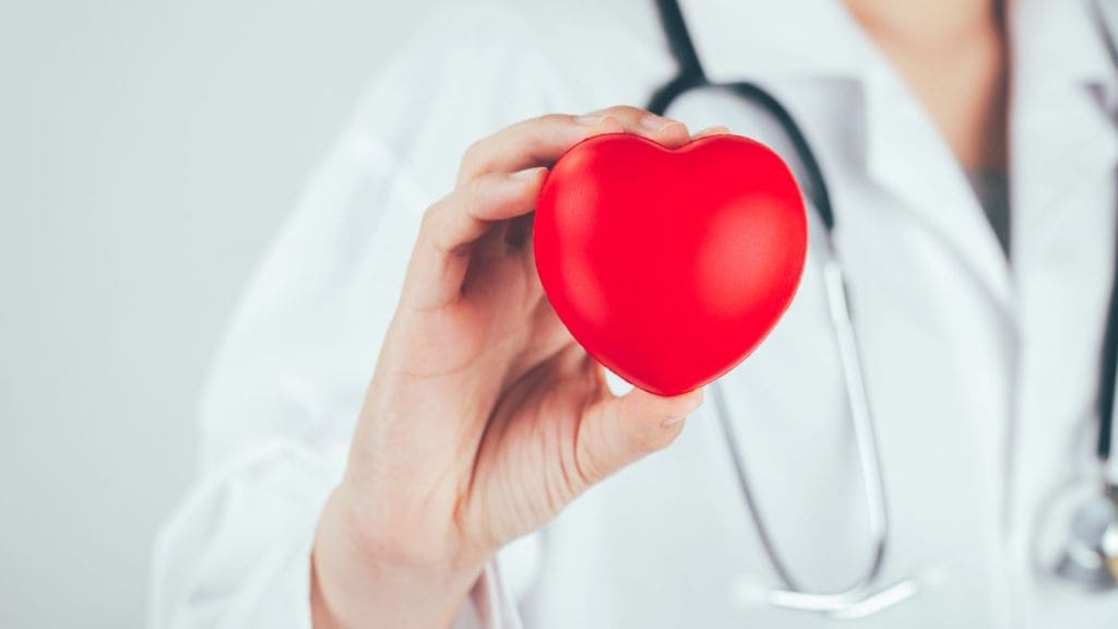 Early Signs of Heart Attack | આ સંકેતો દેખાય તો ચેતજો! હાર્ટ એટેકથી બચી જશો Early Signs of Heart Attack | આ સંકેતો દેખાય તો ચેતજો! હાર્ટ એટેકથી બચી જશો