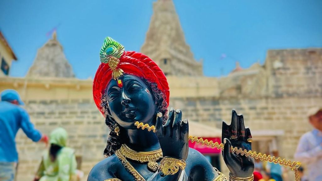 Janmashtami 2025 : સાતમ આઠમ પર કૃષ્ણમય થવા અહીં પહોંચી જાવ, હર્ષોલ્લાસ સાથે જન્માષ્ટમીની ઉજવણી