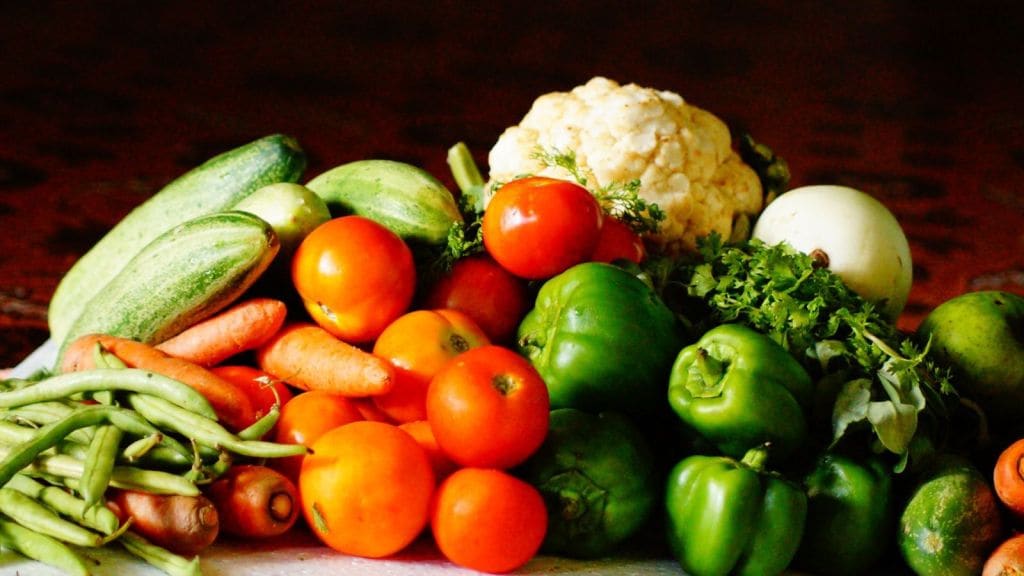 Vegetables to Avoid During Monsoon | ચોમાસામાં કઈ શાકભાજી ટાળવી જોઈએ?
