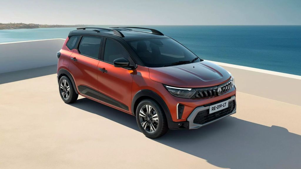 Renault Triber Facelift Launch: ભારતની સૌથી 7 સીટર કાર 6 એરબેગ સાથે લોન્ચ, કિંમત 7 લાખથી નીચે Renault Triber Facelift Launch: ભારતની સૌથી 7 સીટર કાર 6 એરબેગ સાથે લોન્ચ, કિંમત 7 લાખથી નીચે