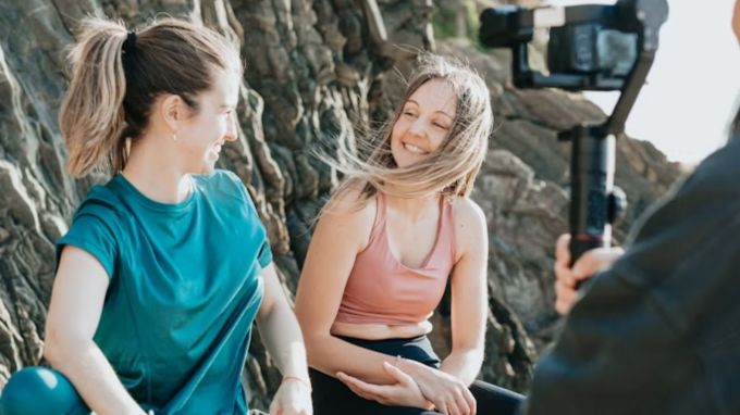 YouTube આ બધું તેના પ્લેટફોર્મ પરથી કંટાળાજનક અને એકવિધ સામગ્રીને સાફ કરવા માટે કરી રહ્યું છે. YouTube દ્વારા સપોર્ટ પેજ પર આ વિશે માહિતી આપવામાં આવી છે. એવું કહેવામાં આવ્યું છે કે તેઓ તેમની મોનિટાઈજેશન પોલિસી અપડેટ કરવા જઈ રહ્યા છે. (photo-unsplash)