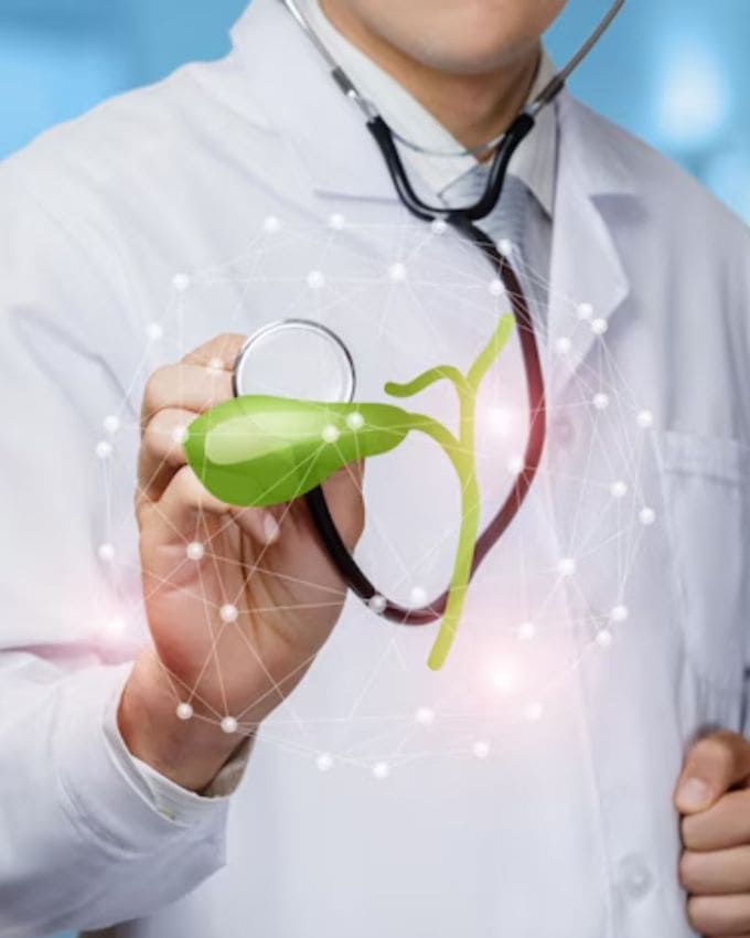 <strong>શું પિત્તાશય વિના જીવન સામાન્ય છે? </strong>હા, વ્યક્તિ પિત્તાશય વગર પણ સંપૂર્ણપણે સામાન્ય જીવન જીવી શકે છે. એક્સપર્ટ કહે છે જો પથરી મુશ્કેલી ઊભી કરી રહી હોય, તો પિત્તાશયને દૂર કરવું એ સમજદારીભર્યું છે. આનાથી જીવનની ગુણવત્તા સુધરે છે.