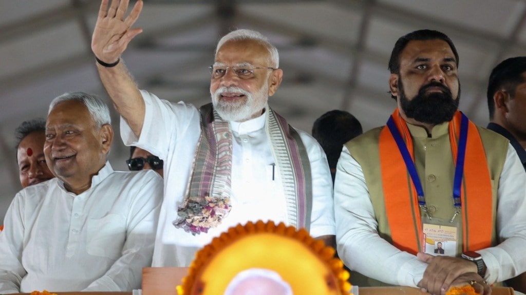 પીએમ મોદીનો કોંગ્રેસ-આરજેડી પર પ્રહાર, કહ્યું – પોતાની વોટબેંકને વધારવા બિહારના લોકોના અધિકાર છીનવી રહ્યા છે