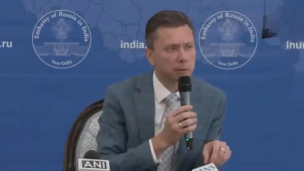 રશિયાના દૂતાવાસે કહ્યું – ભારત એક વૈશ્વિક શક્તિ છે, બન્ને દેશ એકબીજા માટે ઘણું મહત્વ રાખે છે રશિયાના દૂતાવાસે કહ્યું – ભારત એક વૈશ્વિક શક્તિ છે, બન્ને દેશ એકબીજા માટે ઘણું મહત્વ રાખે છે