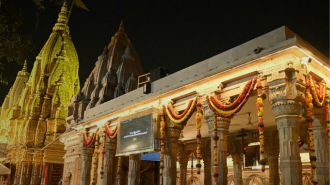 જો તમે પણ શિવ મંદિરમાં જવાના છો, તો યાત્રાની મજા બમણી કરવા માટે, ચાલો તમને જણાવીએ કે, કેટલાક એવા શિવ મંદિરો છે જ્યાં તમને એકદમ વાજબી દરમાં ભોજન અને રહેવાની સુવિધા મળશે. ચાલો તમને આ શિવ મંદિરો વિશે જણાવીએ.(photo-X)