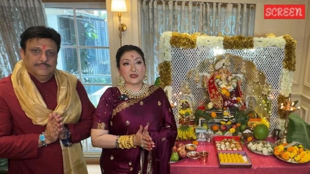 પતિ સાથે ગણપતિ પૂજા કરતા સુનીતાએ છૂટાછેડાની અફવા ફેલાવનારને આપ્યો જવાબ, કહ્યું – મારો ગોવિંદા ફક્ત મારો છે પતિ સાથે ગણપતિ પૂજા કરતા સુનીતાએ છૂટાછેડાની અફવા ફેલાવનારને આપ્યો જવાબ, કહ્યું – મારો ગોવિંદા ફક્ત મારો છે