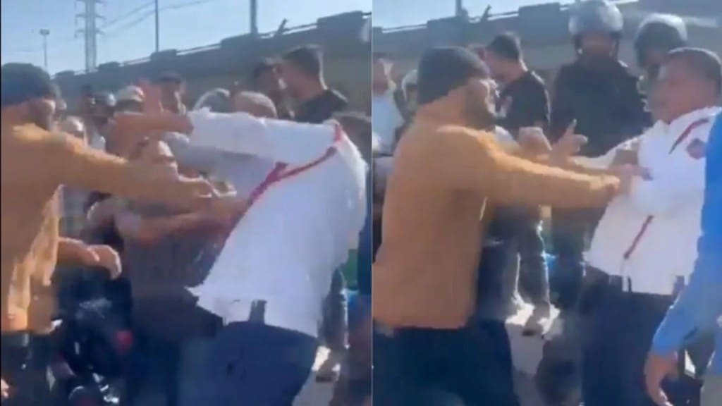 Viral Video: હેલ્મેટ વગર વાહન ચલાવતા રોકયા તો ટ્રાફિક પોલીસને બે યુવકોએ માર માર્યો