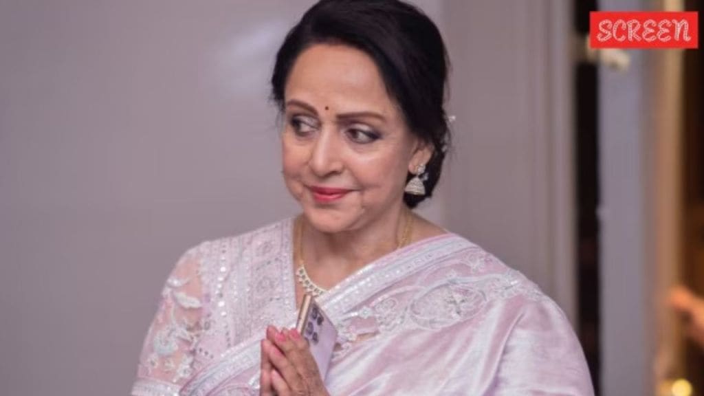 Hema Malini | હેમા માલિનીએ મુંબઈમાં બે એપાર્ટમેન્ટ 12.50 કરોડમાં વેચ્યા, હાલ આટલી નેટવર્થ