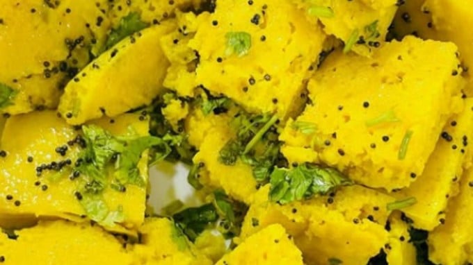 <strong>Health News Gujarati </strong>: ભારતમાં અઢળક પ્રકારના નાસ્તા જોવા મળે છે. તેમાં કેટલાક પૌષ્ટીક હોય છે. આ પરંપરાગત નાસ્તા સ્વાદિષ્ટ, પેટ ભરનારા અને આશ્ચર્યજનક રીતે સ્વસ્થ છે. (તસવીર : સોશિયલ મીડિયા)