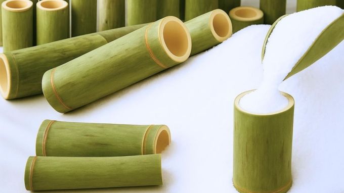<strong>Korean Bamboo Salt : કોરિયન બાંબુ સોલ્ટ</strong><br>પણ શું તમે જાણો છો કે, દુનિયામાં એક એવું મીઠું છે જેની કિંમત ભારતમાં 30,000 રૂપિયા પ્રતિ કિલોથી વધુ છે? જી હા, આ મીઠાનું નામ કોરિયન બાંબુ સોલ્ટ છે, જેને કોરિયામાં જુગ્યોમ (Jugyom) પણ કહેવામાં આવે છે. (Photo: Social Media)