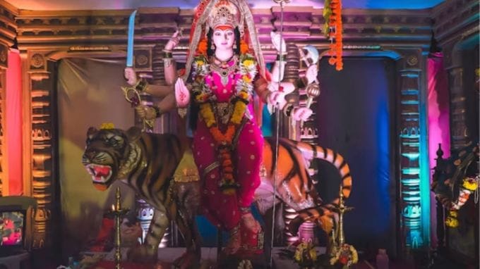 અસ્વીકરણ: આ લેખમાં આપવામાં આવેલી માહિતી ફક્ત ધાર્મિક માન્યતાઓ અને પરંપરાઓ પર આધારિત છે. કોઈપણ ઉપાય અથવા માન્યતા અપનાવતા પહેલા લાયક નિષ્ણાતની સલાહ લેવી મહત્વપૂર્ણ છે.(Photo-unsplash)