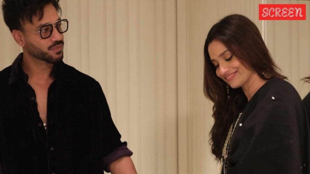 વિકી જૈન હોસ્પિટલમાં દાખલ, અંકિતા લોખંડેના પતિના અકસ્માત પર શું કહ્યું? વિકી જૈન હોસ્પિટલમાં દાખલ, અંકિતા લોખંડેના પતિના અકસ્માત પર શું કહ્યું?