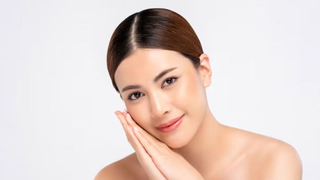 રસોડામાં રહેલ વસ્તુનો ઉપયોગ કરો, ઓછા ખર્ચે ફેસપેક બનાવો, સ્કિન ચમકી જશે! રસોડામાં રહેલ વસ્તુનો ઉપયોગ કરો, ઓછા ખર્ચે ફેસપેક બનાવો, સ્કિન ચમકી જશે!