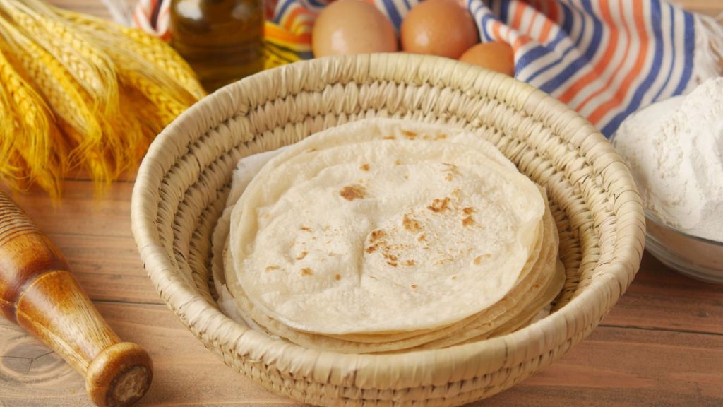 Roti Dough Recipe : રોટલી સવાર થી રાત સુધી નરમ રહેશે, દરરોજ ફુલેલી રોટલી બનાવવા આ 5 ટીપ્સ અનુસરો
