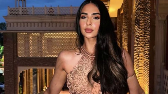 વર્ષ 2022માં તેણે પોતાની માતા સાથે લૈલા રુહી ફૈઝલ ડિઝાઇન્સ નામની સંસ્થા પણ સ્થાપી હતી, જેમાં મહિલાઓના ડ્રેસ બનાવવામાં આવે છે.(તસવીર - લૈલા ફઝલ ઇન્સ્ટાગ્રામ)