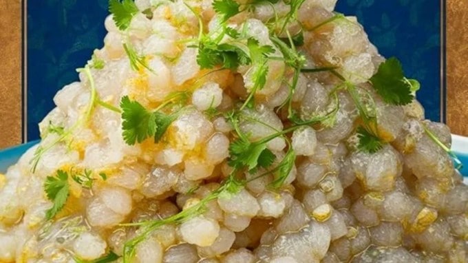 <strong>સાબુદાણાના ફાયદા</strong> : સાબુદાણા સ્વાસ્થ્ય માટે અત્યંત ફાયદાકારક હોવાનું કહેવાય છે. તેમાં સારી માત્રામાં ફાઇબર, આયર્ન, પોટેશિયમ, કેલ્શિયમ અને એન્ટીઑકિસડન્ટ હોય છે, જે સ્વાસ્થ્ય માટે અત્યંત ફાયદાકારક છે. (Photo: Amazon India)