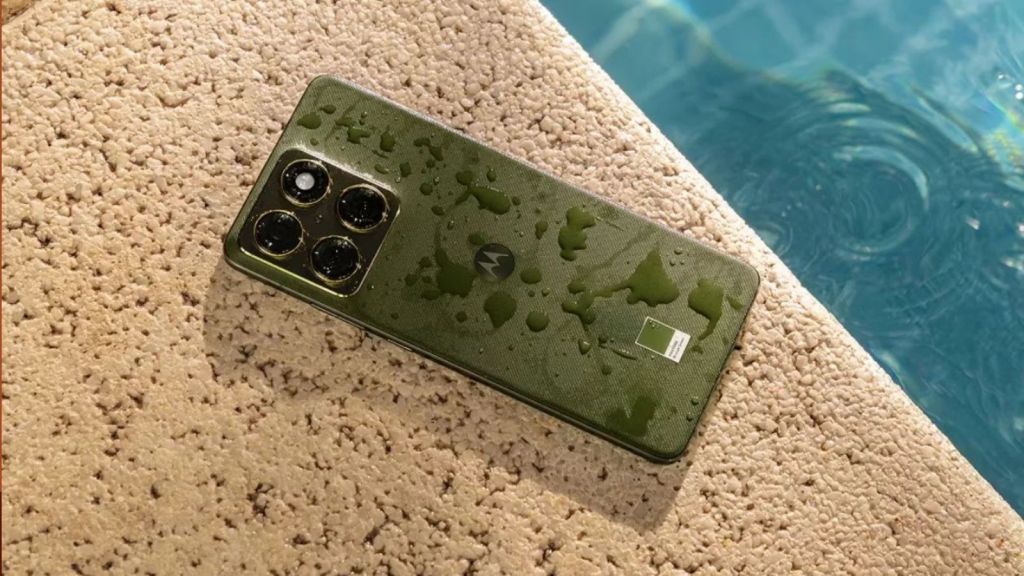 મોટોરોલા એ લોન્ચ કર્યો સૌથી પાતળો Motorola Edge 70 સ્માર્ટફોન, 6 વર્ષ સિક્યોરિટી અપડેટ મળશે