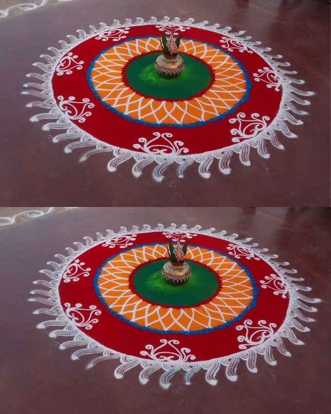તમે મંદિરની સામે આ પ્રકારની રંગોળી ડિઝાઇન બનાવી શકો છો.