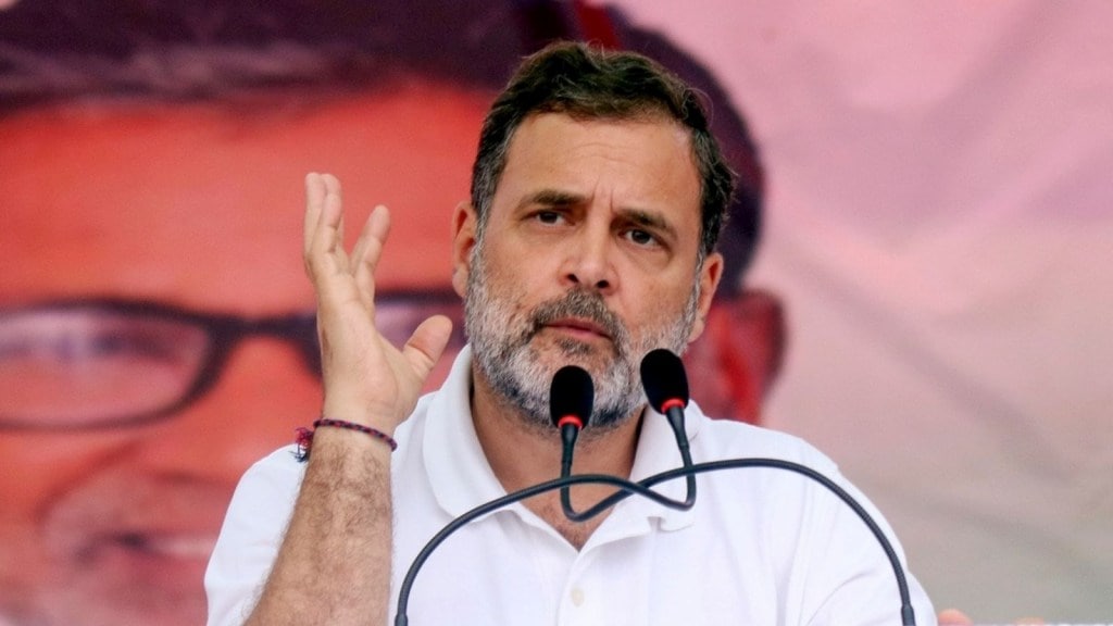 બિહારમાં મતદાન પહેલાં રાહુલ ગાંધીએ જાતિ કાર્ડ રમ્યું, સેના પરના નિવેદનથી વિવાદનો મધપૂડો છંછેડાયો બિહારમાં મતદાન પહેલાં રાહુલ ગાંધીએ જાતિ કાર્ડ રમ્યું, સેના પરના નિવેદનથી વિવાદનો મધપૂડો છંછેડાયો