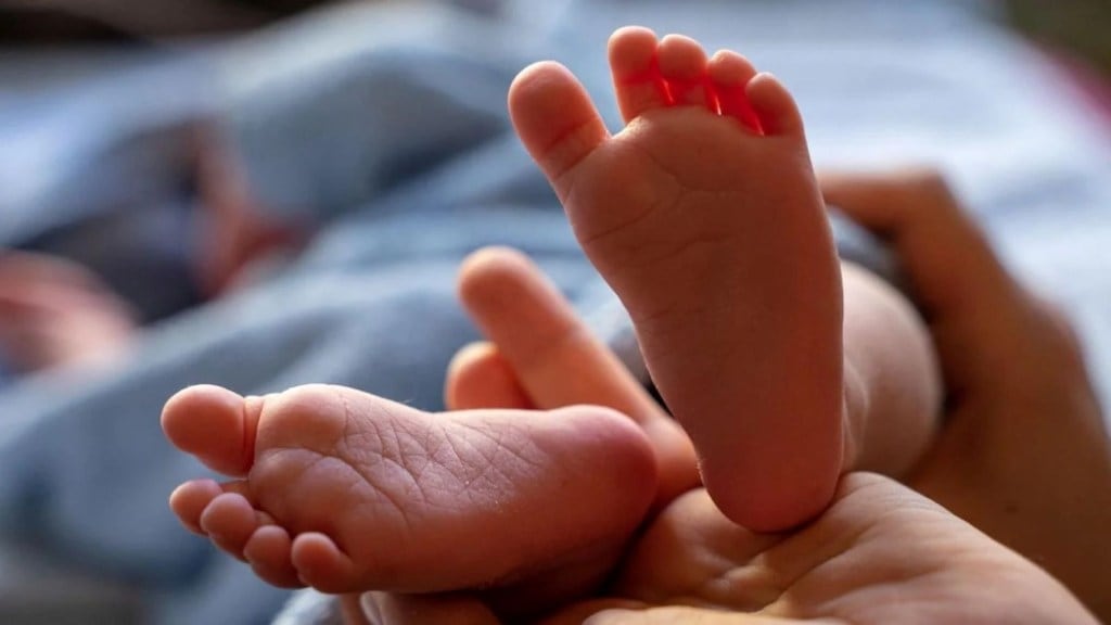 બિહાર: બે દીકરાની ત્વચામાં ફરક જોઈ પિતાને થઈ શંકા, સૂતેલી પત્નીની બેરહેમીથી કરી નાંખી હત્યા