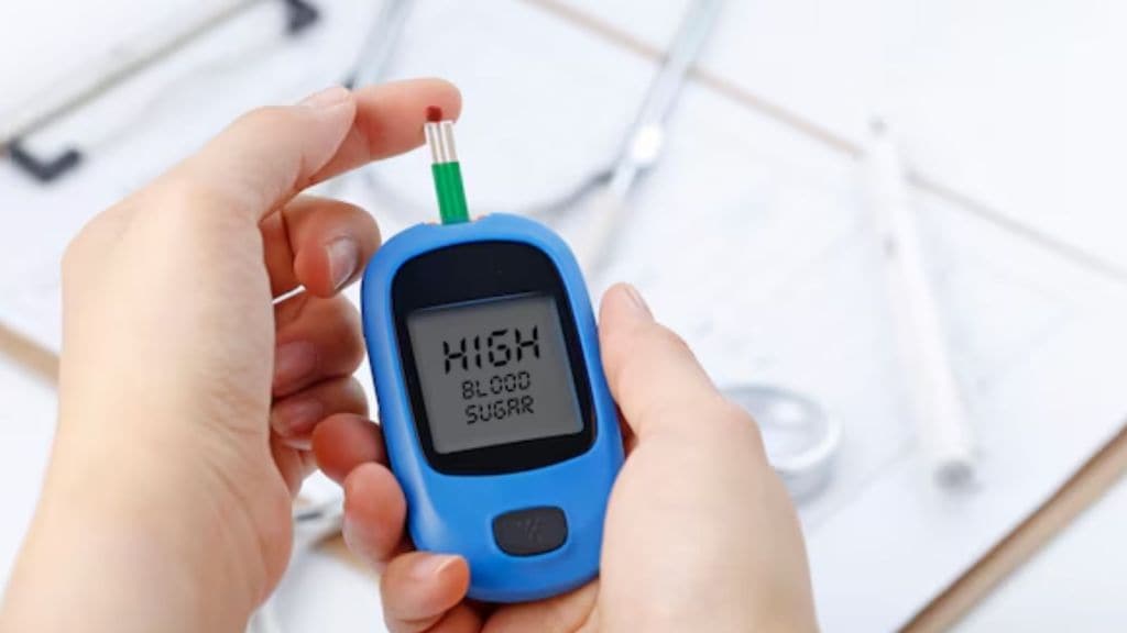 Blood Sugar Controlling Tips | બ્લડ સુગરને નિયંત્રિત કરવા માટે ખોરાક, આ બાબતો પર ધ્યાન આપો