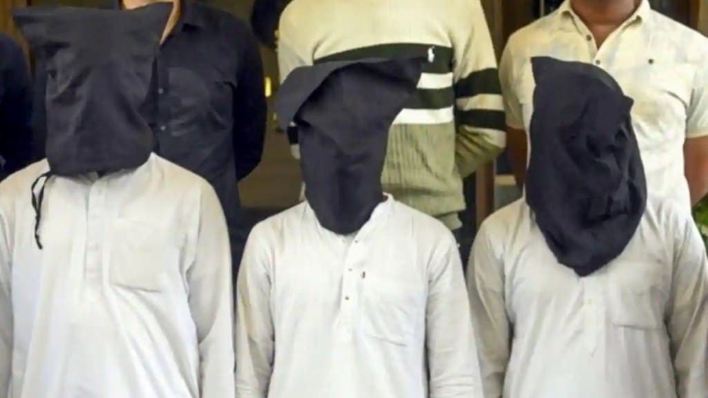 ગાંધીનગરમાં પકડાયેલા આતંકીઓએ દિલ્હીના આઝાદપુર મંડી અને અનેક બજારોની રેકી કરી, ગુજરાત ATSનો ખુલાસો