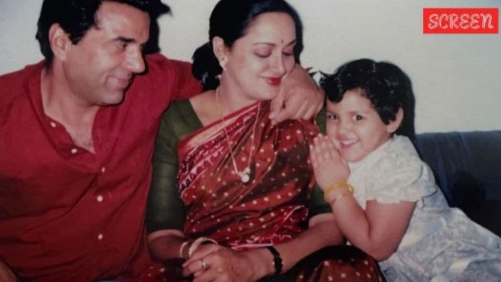 હોસ્પિટલમાં દાખલ થયા બાદ ધર્મેન્દ્રની તબિયત કેવી? હેમા માલિનીએ આપી હેલ્થ અપડેટ