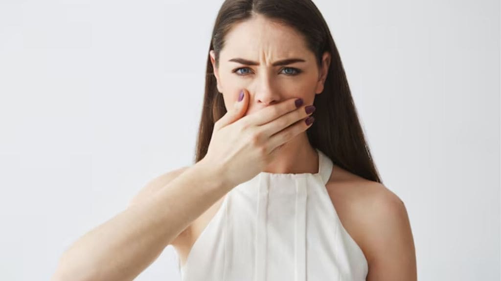 બ્રશ કર્યા પછી પણ મોઢામાંથી દુર્ગંધ આવે છે? આ ઘરેલુ ઉપાય છે અસરકારક બ્રશ કર્યા પછી પણ મોઢામાંથી દુર્ગંધ આવે છે? આ ઘરેલુ ઉપાય છે અસરકારક