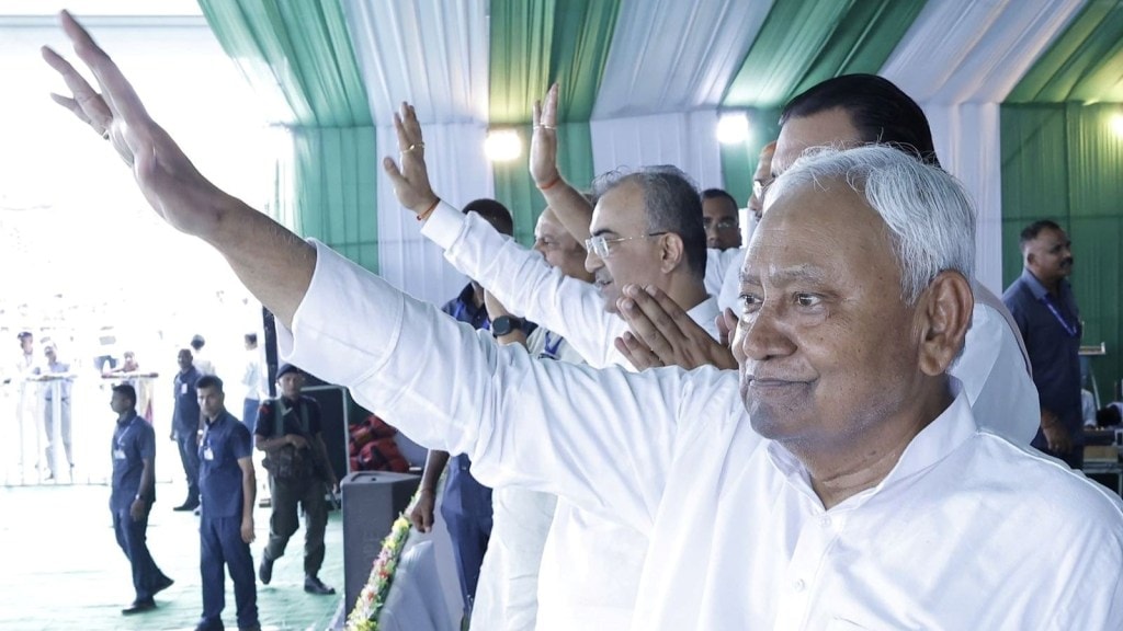 Nitish Kumar Oath Ceremony: નીતિશ કુમાર રેકોર્ડ 10મી વખત બિહારના મુખ્યમંત્રી તરીકે લેશે શપથ, કોણ કોણ રહેશે હાજર? Nitish Kumar Oath Ceremony: નીતિશ કુમાર રેકોર્ડ 10મી વખત બિહારના મુખ્યમંત્રી તરીકે લેશે શપથ, કોણ કોણ રહેશે હાજર?