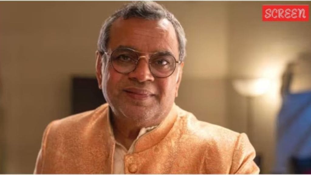 ચાલુ શોમાં સ્ટેજ પરથી ઉતરી માણસ પર હુમલો કર્યો, થિયેટર માલિકે પ્રતિબંધ મુક્યો, પરેશ રાવલે જણાવ્યો ચોંકાવનારો કિસ્સો !