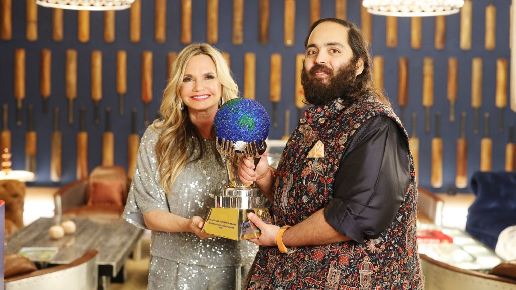 અનંત અંબાણી પ્રથમ એશિયન ગ્લોબલ હ્યુમિનેટરીયન એવોર્ડથી સન્માનિત અનંત અંબાણી પ્રથમ એશિયન ગ્લોબલ હ્યુમિનેટરીયન એવોર્ડથી સન્માનિત